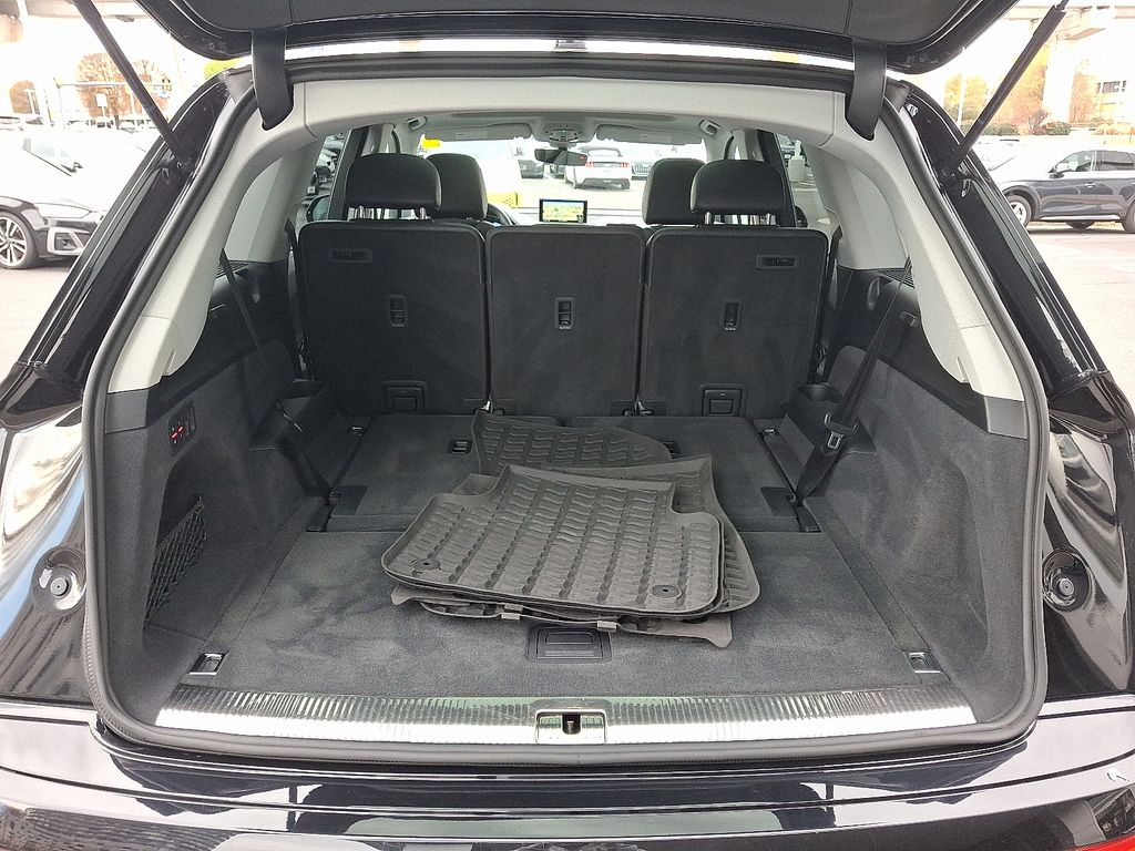 Thumbnail: 2019 Audi Q7 - 30