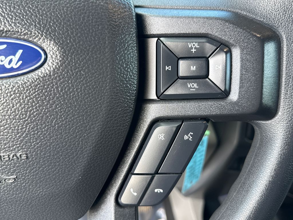 Used 2022 White Ford XLT image 17