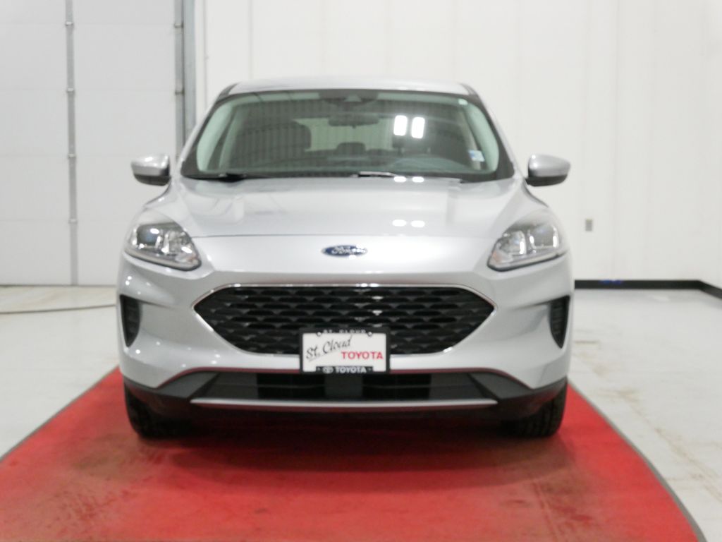 Used 2021 Ford Escape SE with VIN 1FMCU9BZ8MUB17210 for sale in Waite Park, Minnesota
