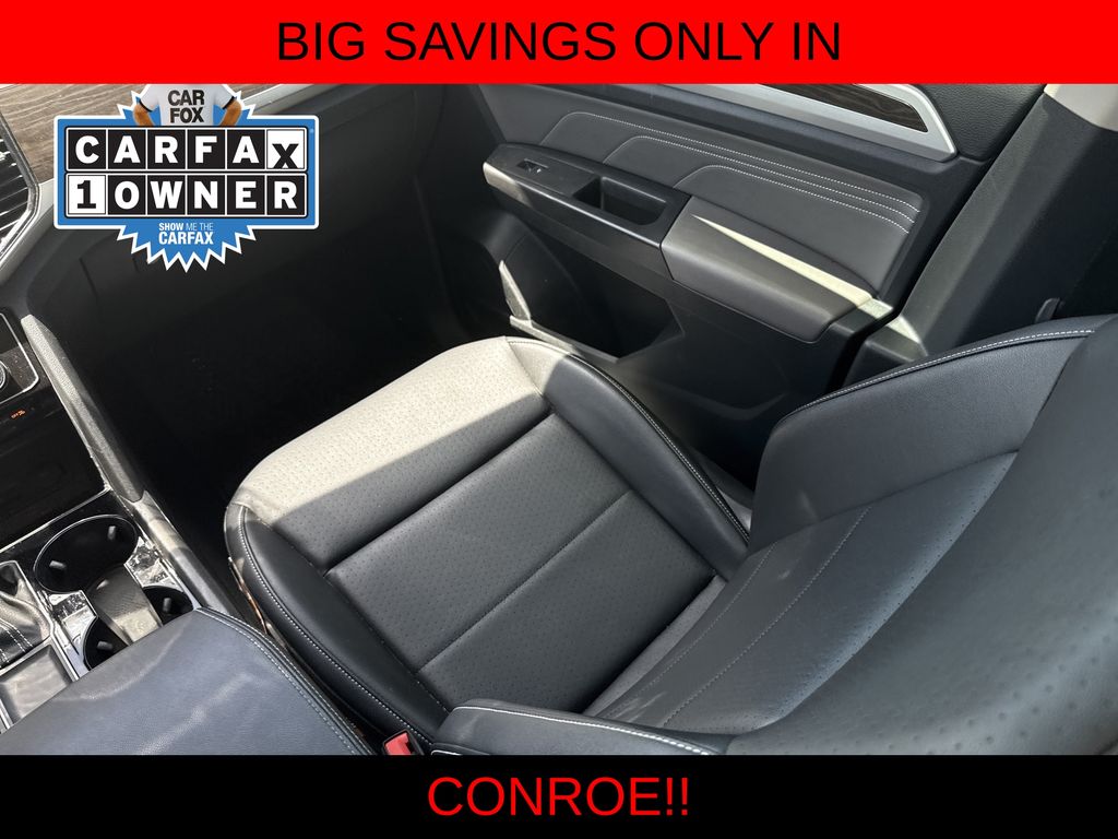 2022 Volkswagen Atlas 3.6L V6 SE w/Technology White at DeMontrond Mazda