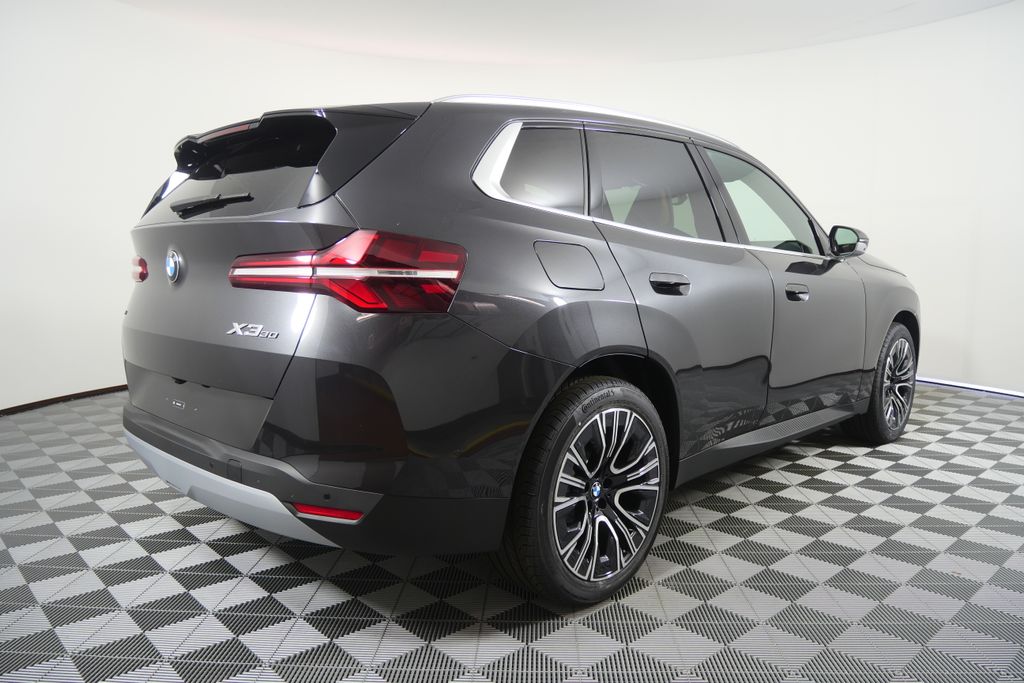 Thumbnail: 2026 BMW X3 - 3