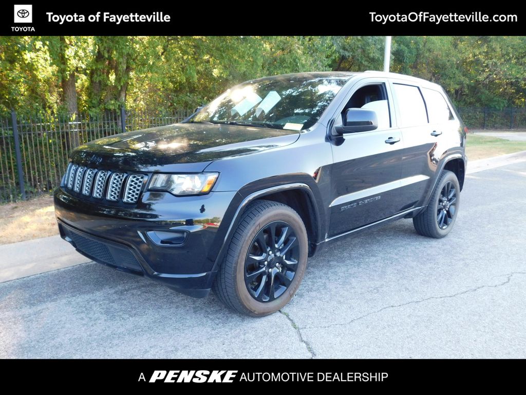 Thumbnail: 2019 Jeep Grand Cherokee - 1