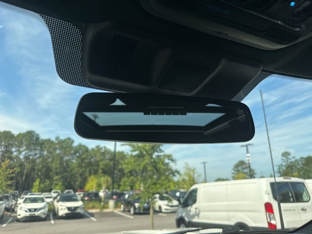 2024 White Metallic Ford Super Duty F-250 SRW Platinum 4X4 Truck