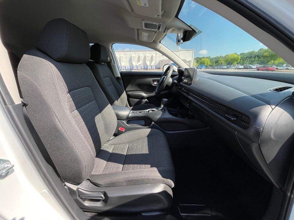 Thumbnail: 2026 Honda HR-V - 32