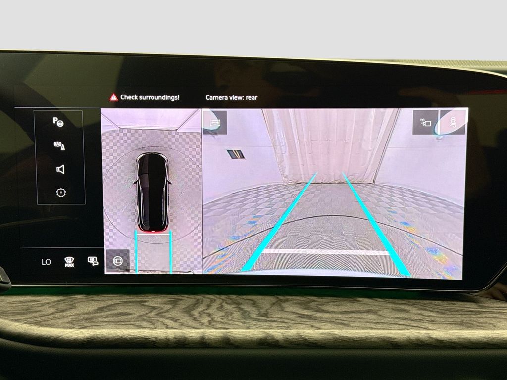 Thumbnail: 2025 Audi Q5 - 16