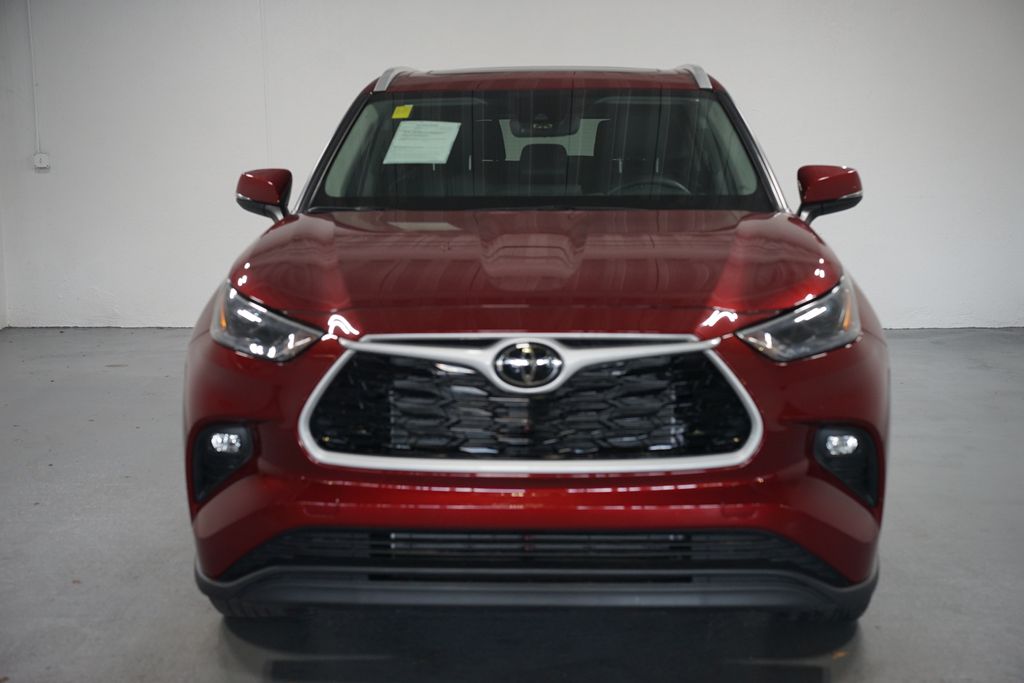 Thumbnail: 2025 Toyota Highlander - 2