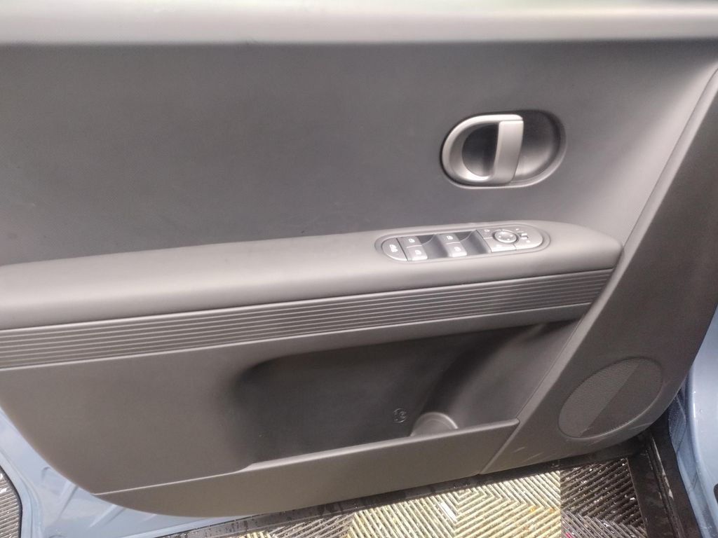 2026 Hyundai IONIQ 5 SE Standard Range