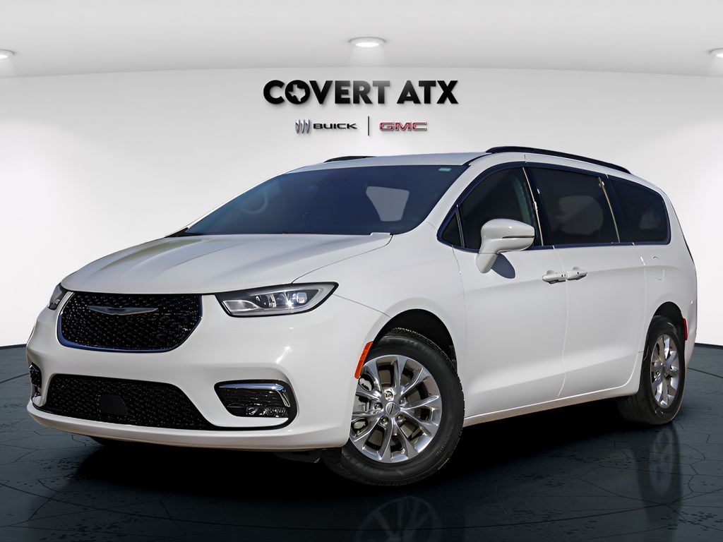 Used Car 2022 Chrysler Pacifica  Touring L For Sale Under $30,000 In Austin, Texas