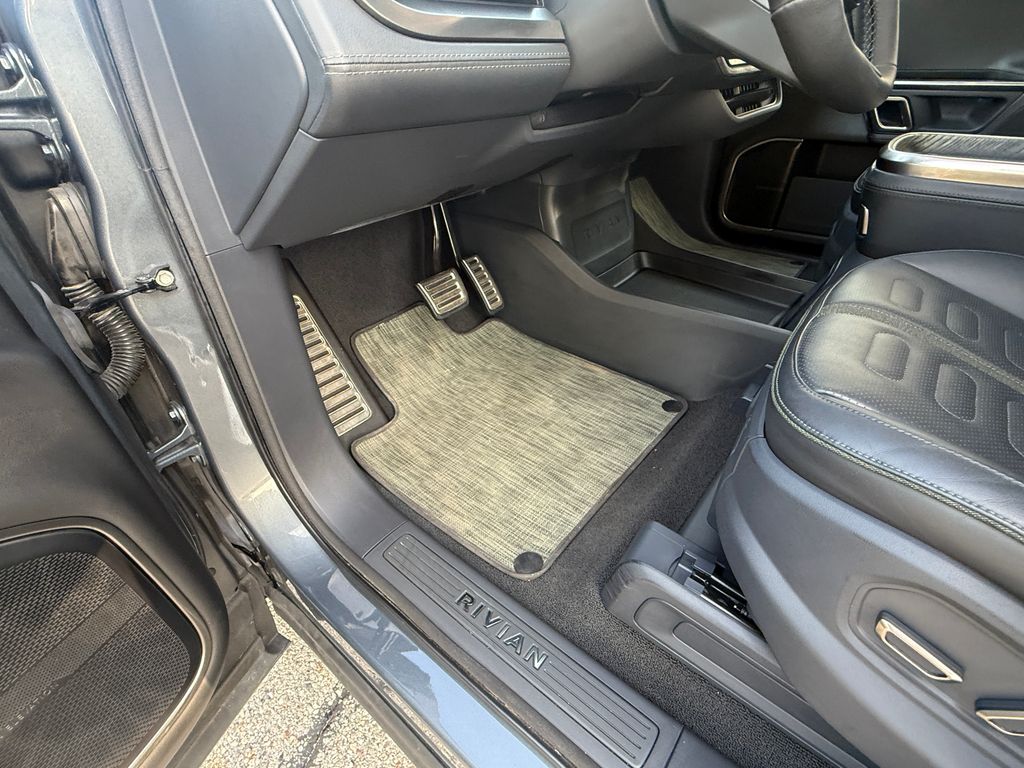 Rivian R1T