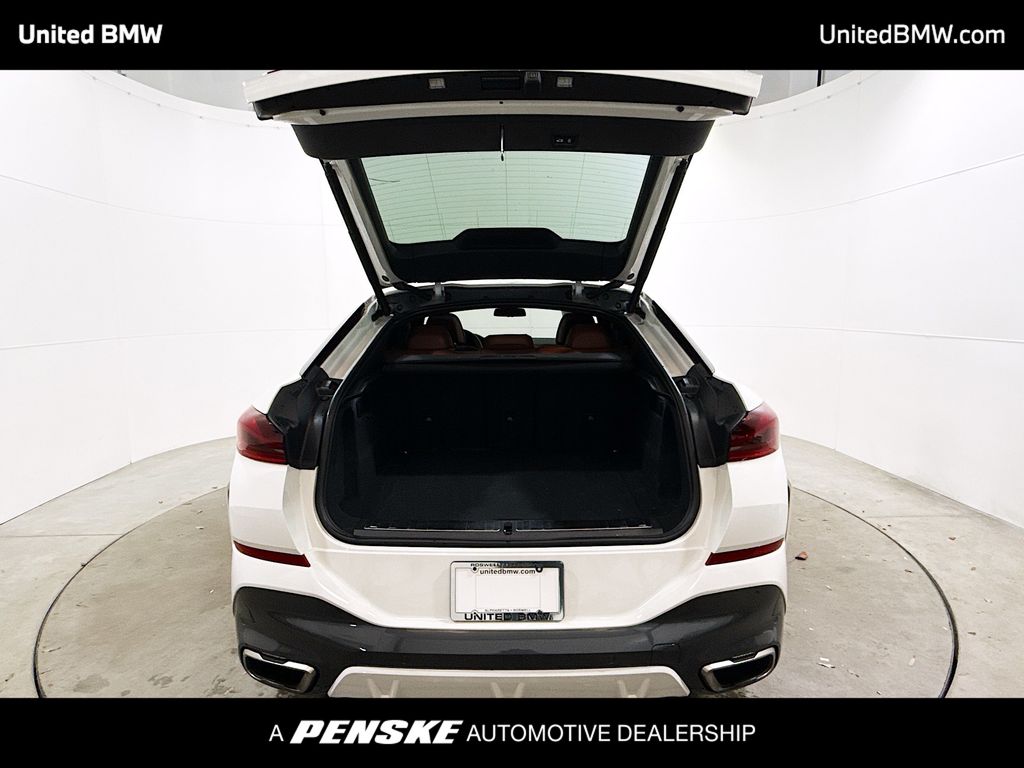 Thumbnail: 2023 BMW X6 - 14