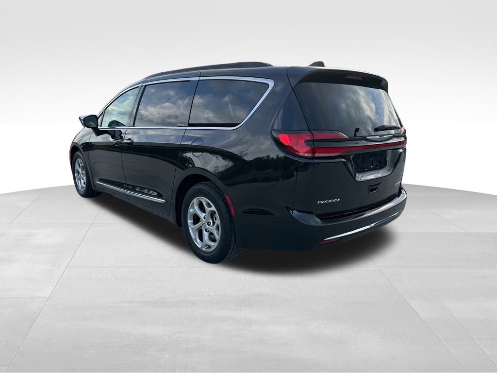 2023 Chrysler Pacifica Limited 6