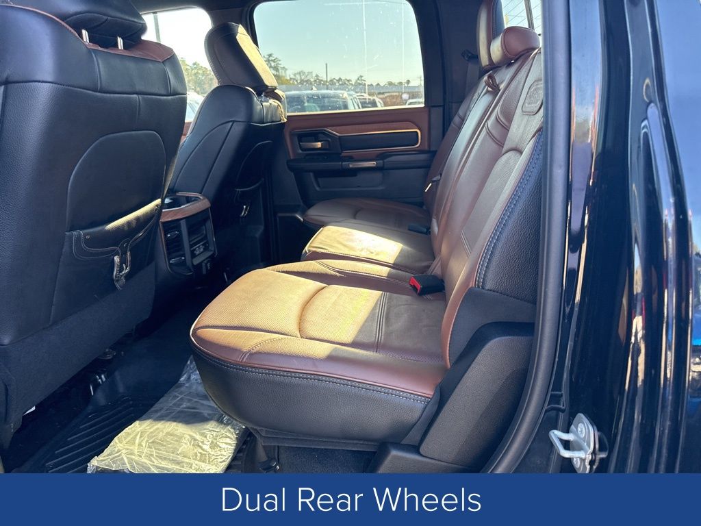 2023 Ram 3500 Limited Longhorn Crew Cab 4x4 8' Box