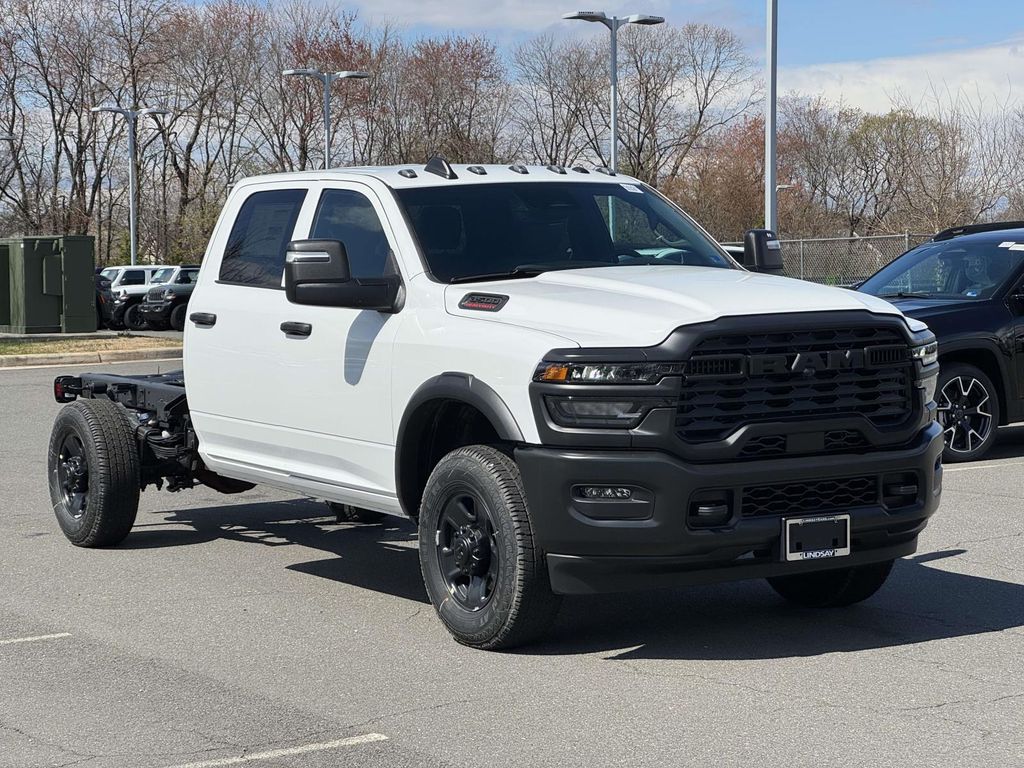 2026 RAM 3500 Chassis Tradesman Crew Cab LB 4WD