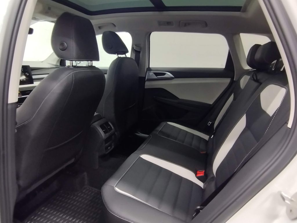 2025 Volkswagen Taos 1.5T SEL