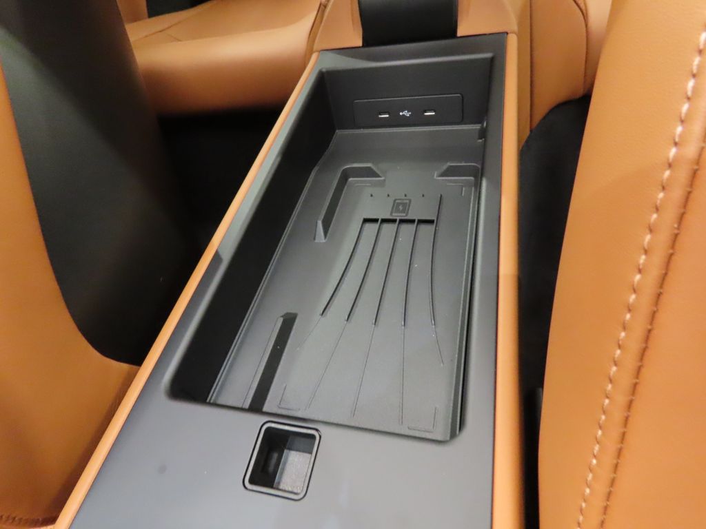 Thumbnail: 2026 Porsche 911 - 31