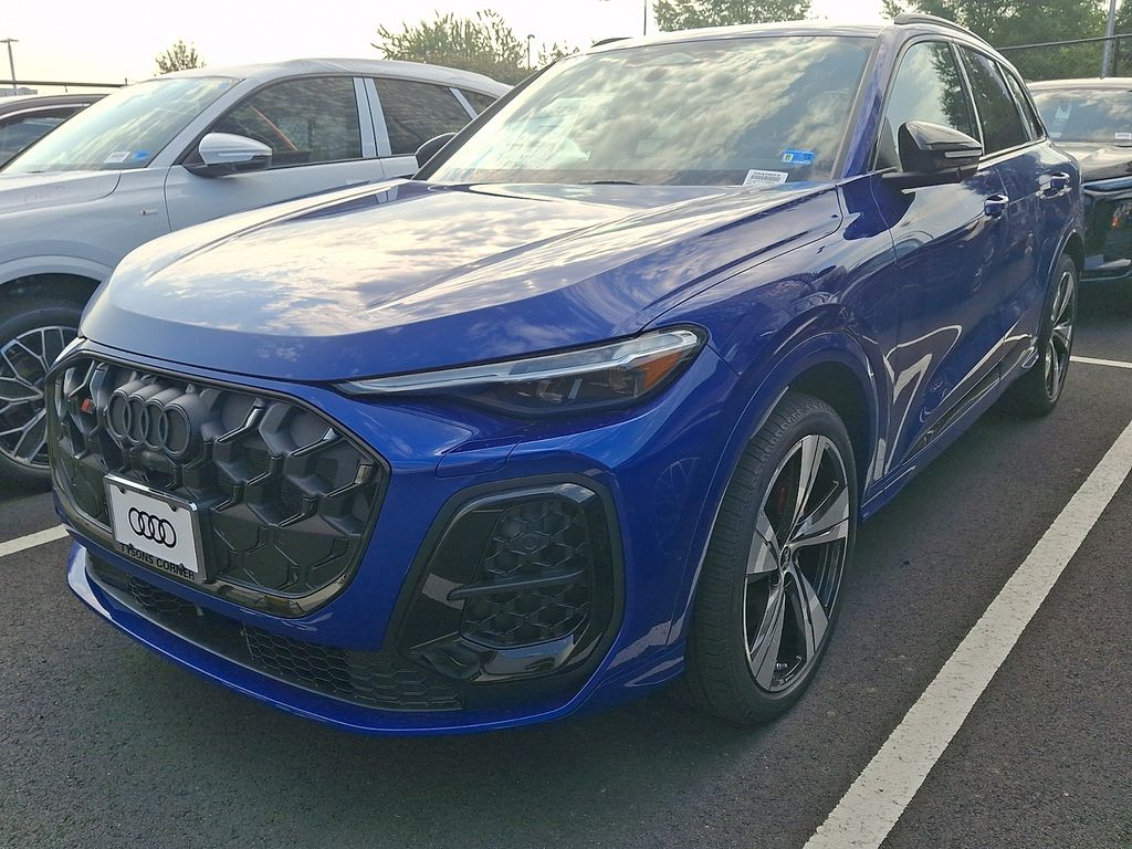 Thumbnail: 2026 Audi SQ5 - 1