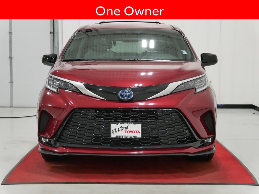 Used 2024 Toyota Sienna XSE with VIN 5TDXSKFC9RS126700 for sale in Waite Park, Minnesota