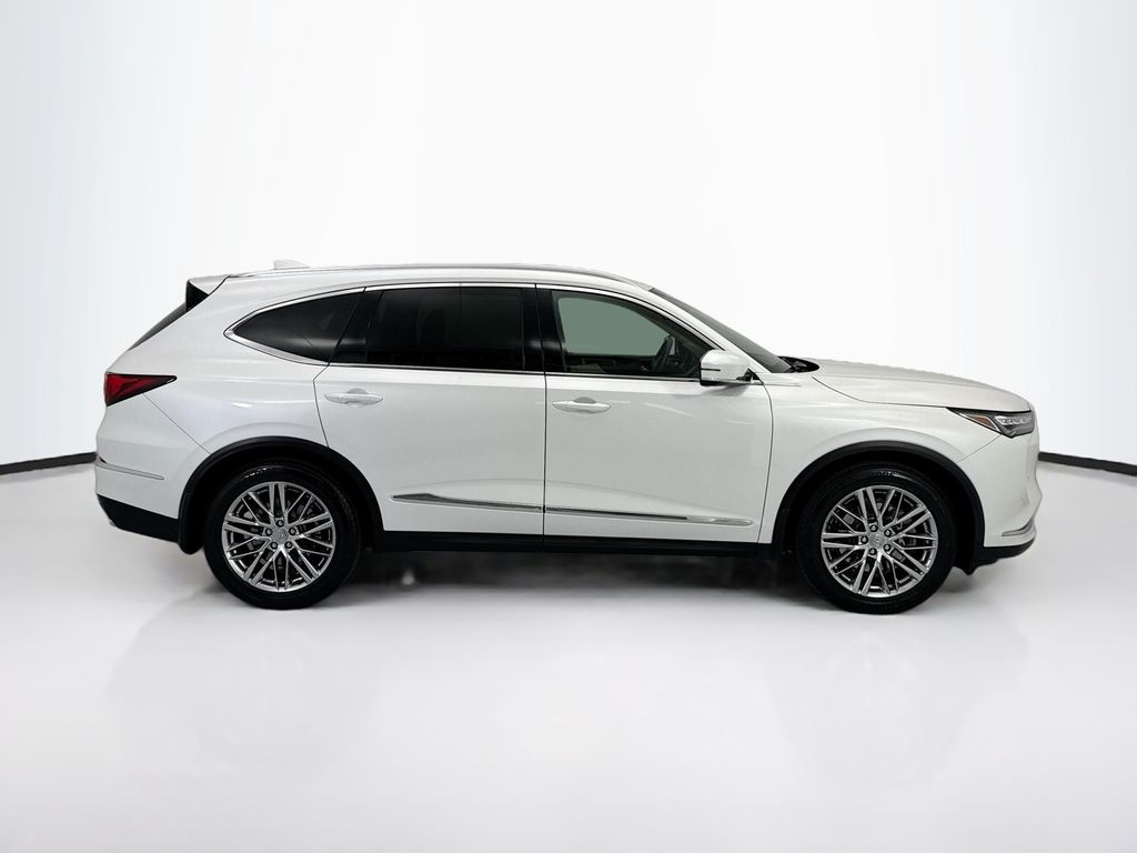 Thumbnail: 2023 Acura MDX - 4