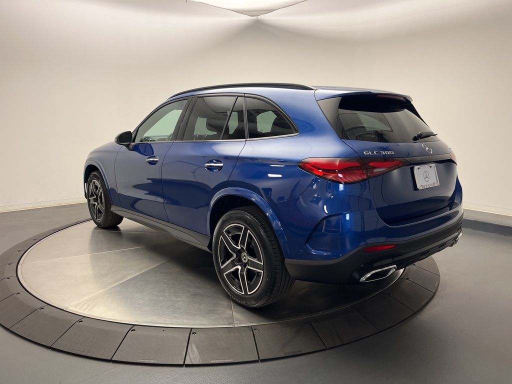 Thumbnail: 2026 Mercedes-Benz GLC - 5