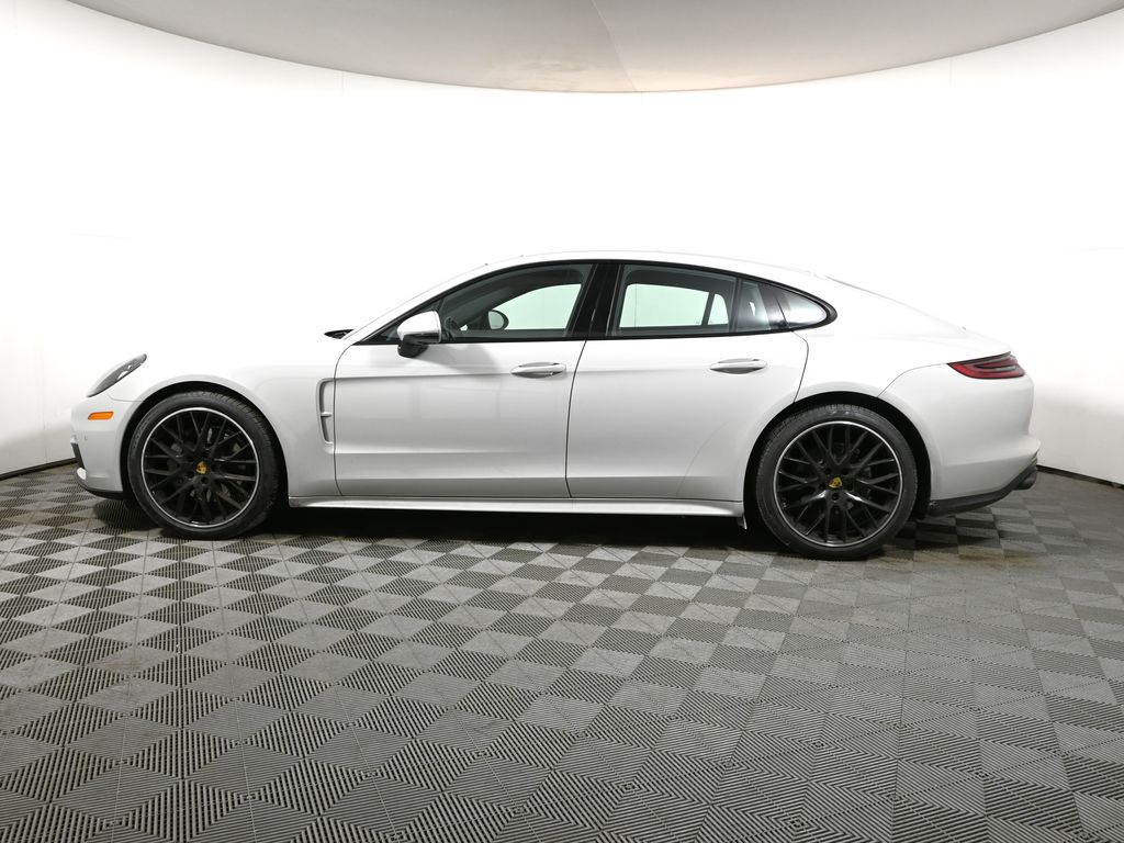 Thumbnail: 2020 Porsche Panamera - 2