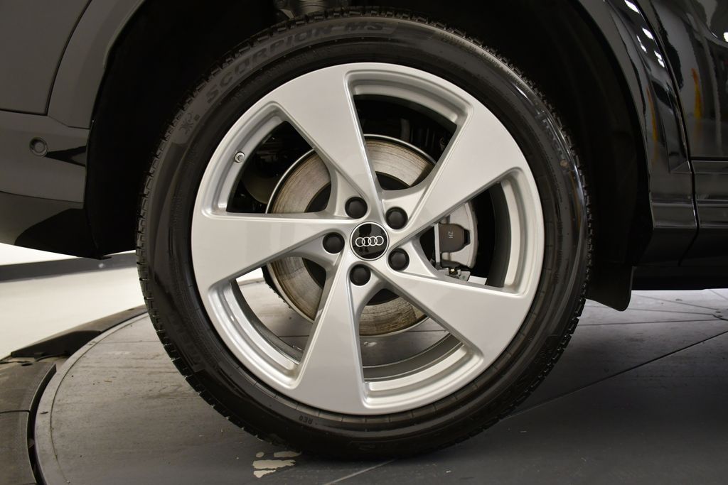 2025 Audi Q5 Premium 15
