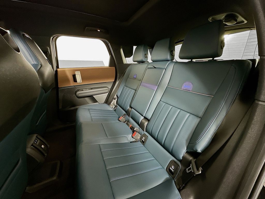 Thumbnail: 2025 MINI Cooper Countryman - 17