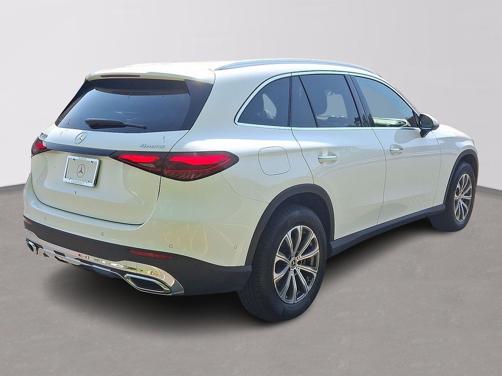 2024 Mercedes-Benz GLC 300 4