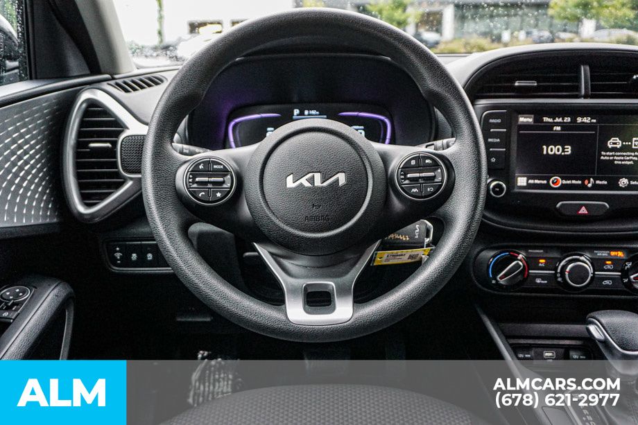 2025 Kia Soul LX - Photo 29