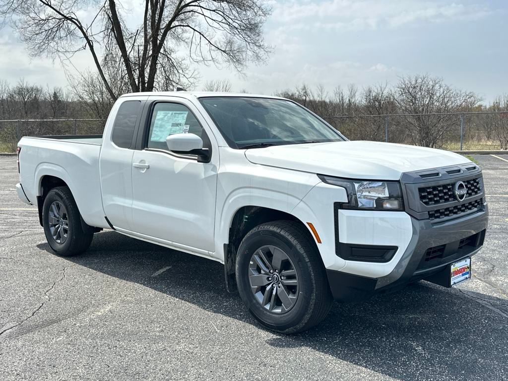 2025 Nissan Frontier SV photo