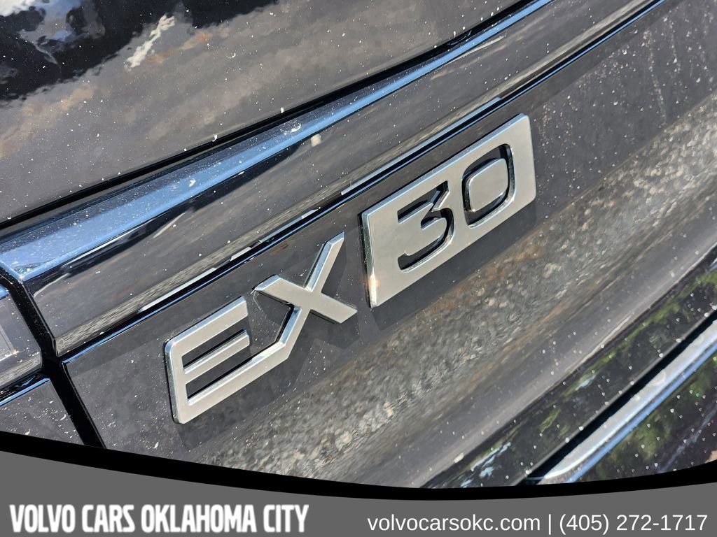 2025 Volvo EX30 Plus - Photo 10