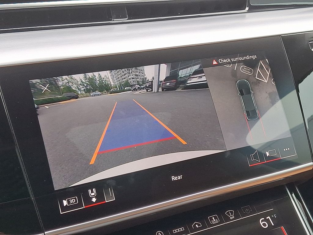 Thumbnail: 2022 Audi S8 - 18