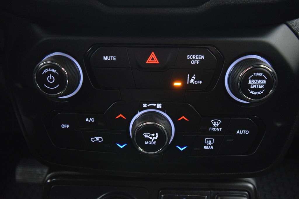 used 2022 Jeep Renegade car, priced at $20,500