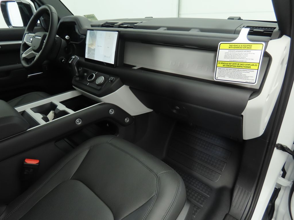 Thumbnail: 2025 Land Rover Defender - 16