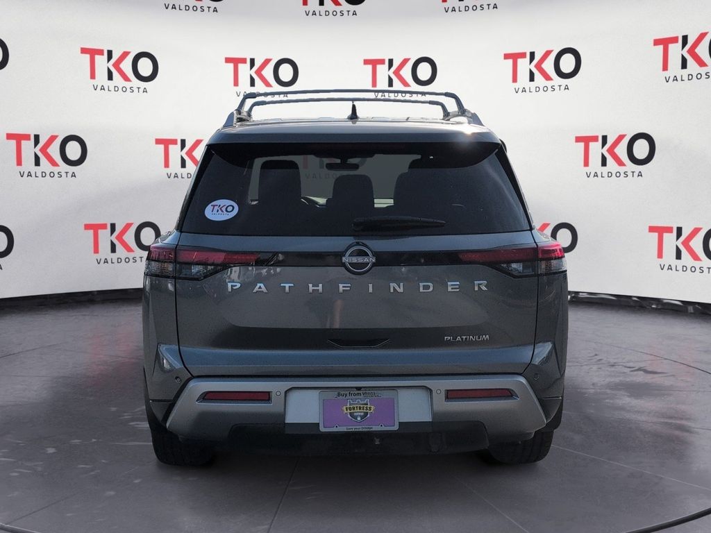 Used 2025 Nissan Pathfinder SUV