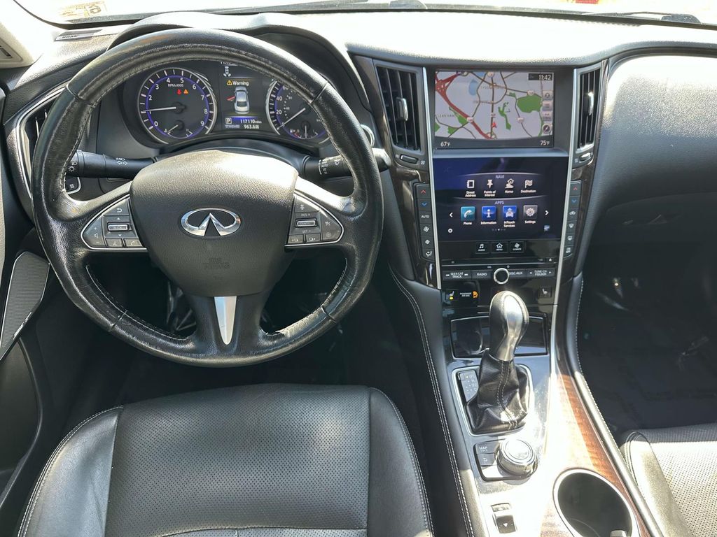 2017 INFINITI Q50 Premium 7