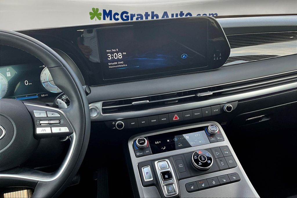 New 2025 Green Hyundai Calligraphy image 6