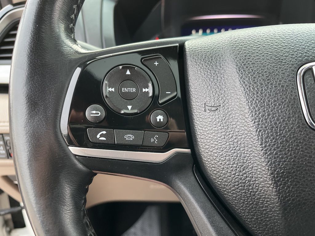 Thumbnail: 2018 Honda Odyssey - 22