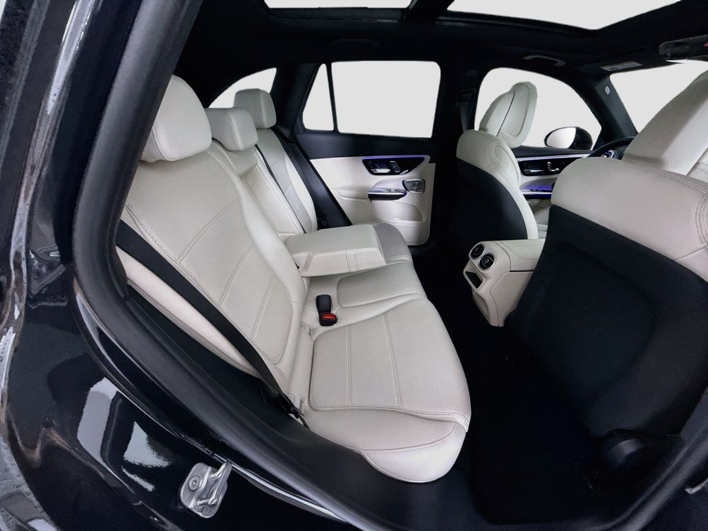 New 2027  Mercedes-Benz GLC 300 image 23
