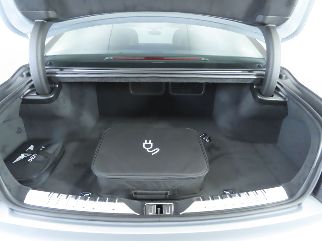 Thumbnail: 2026 Bentley Flying Spur - 29