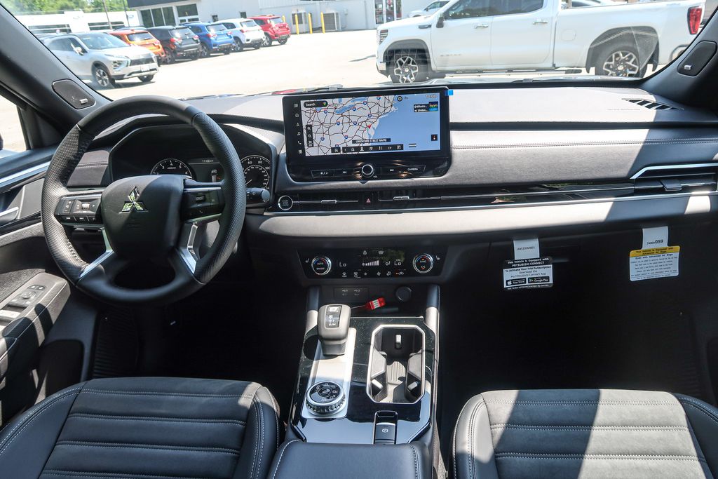 2026 Mitsubishi Outlander LE 2.5 S-AWC