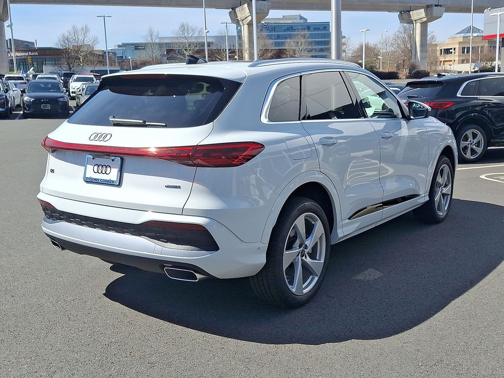 Thumbnail: 2026 Audi Q5 - 3