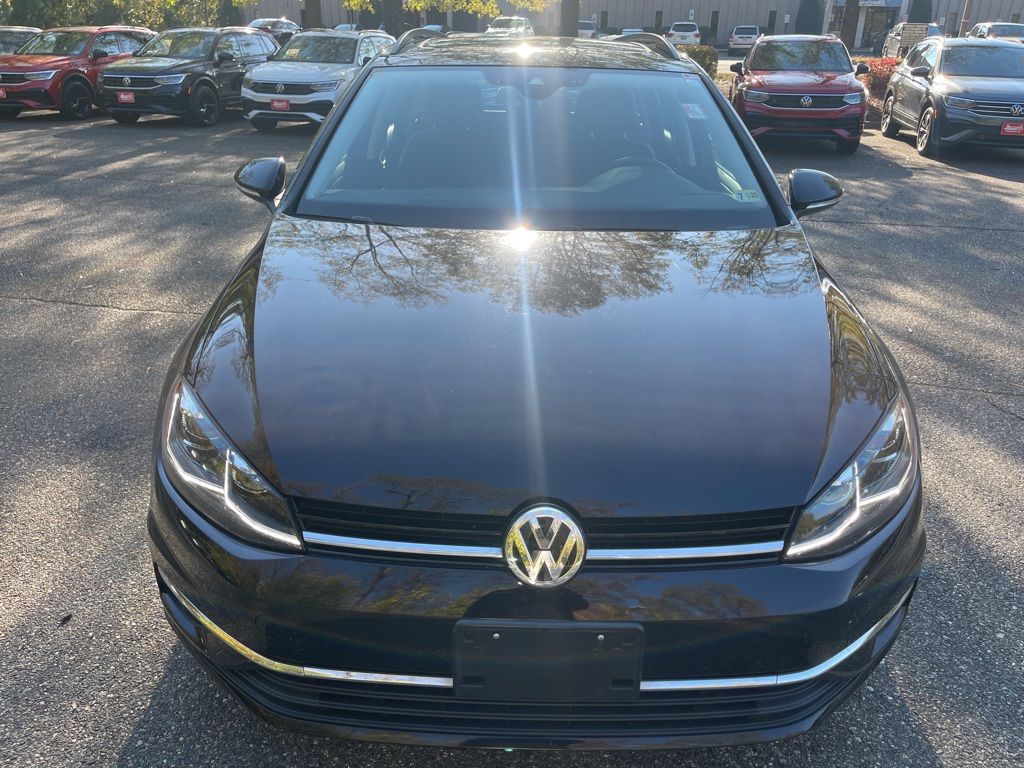 2019 Volkswagen Golf SportWagen SE 21