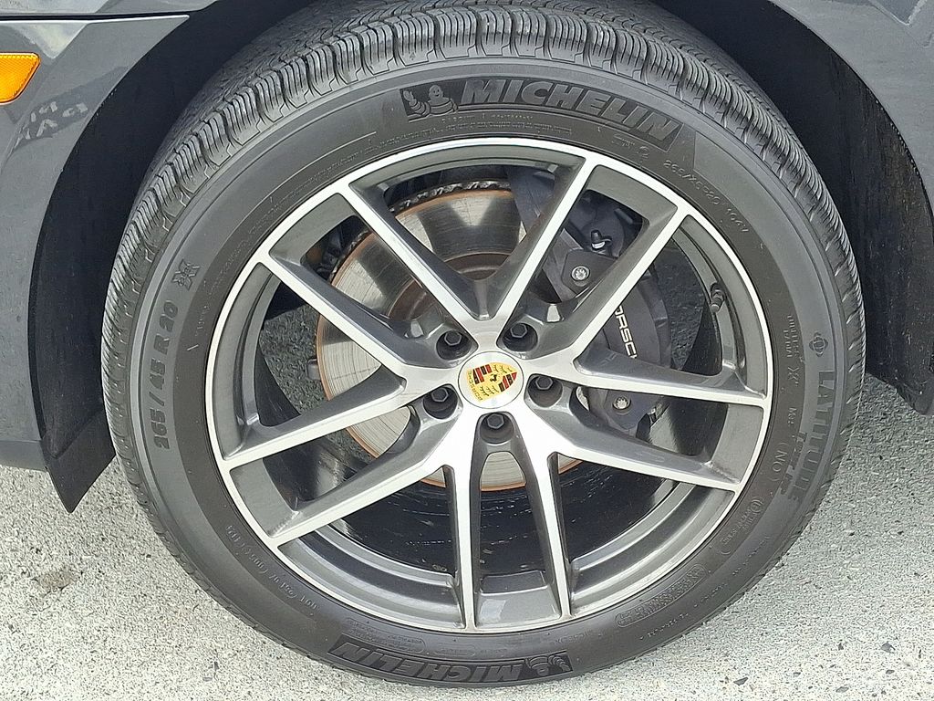 Thumbnail: 2025 Porsche Macan - 10