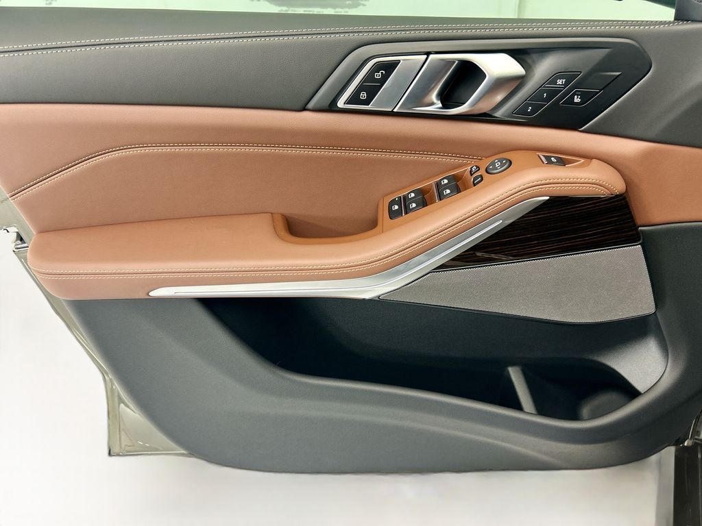 Thumbnail: 2026 BMW X5 - 23