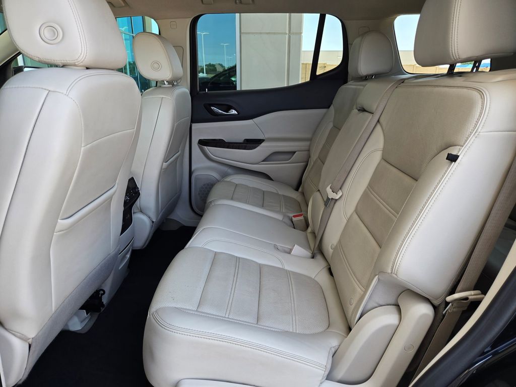 Used 2023 GMC Acadia SUV