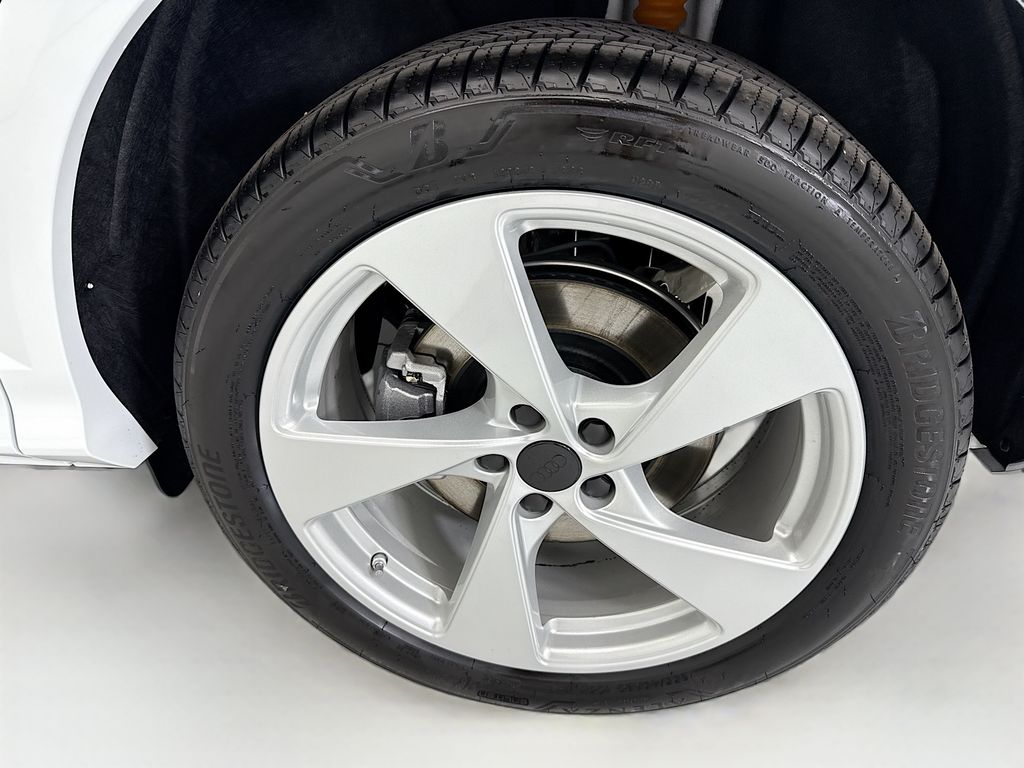 New 2026 White Audi Premium Plus image 31