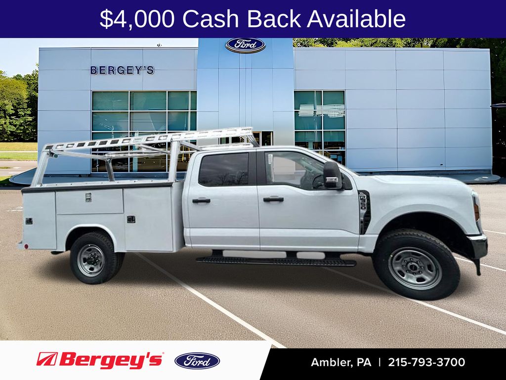 Oxford White 2026 Ford F-350 Super Duty Chassis Pickup Truck Four-Wheel Drive Automatic