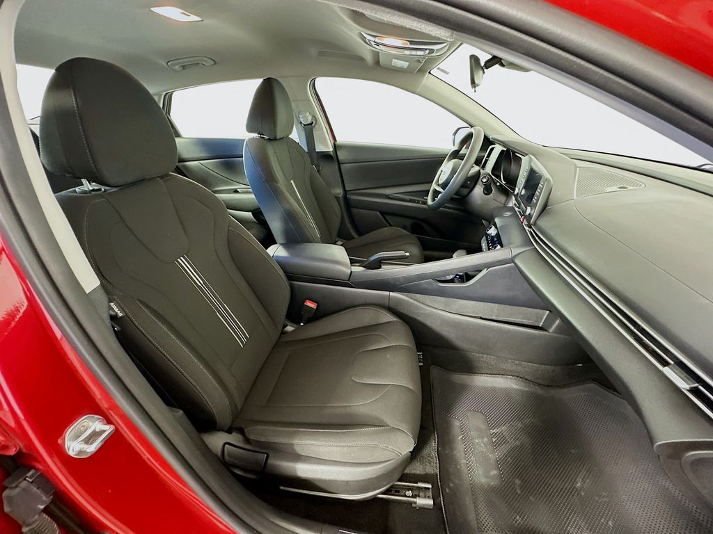 Thumbnail: 2023 Hyundai Elantra - 26