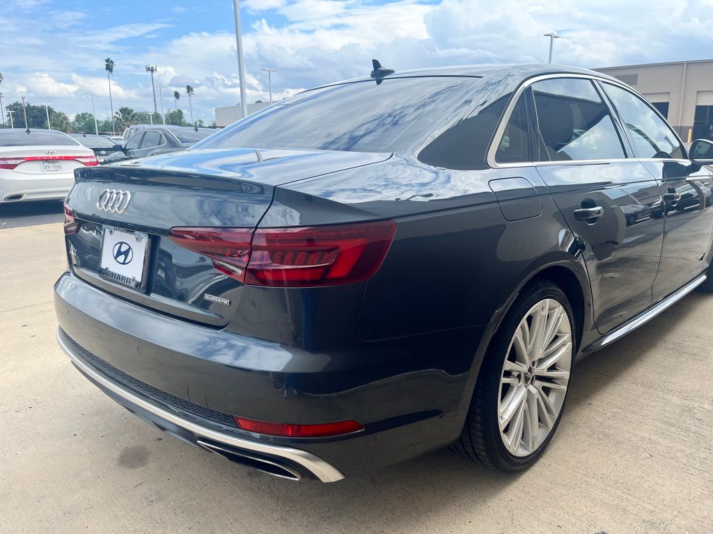 Thumbnail: 2019 Audi A4 - 8