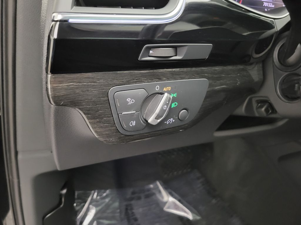 Thumbnail: 2019 Audi Q7 - 29